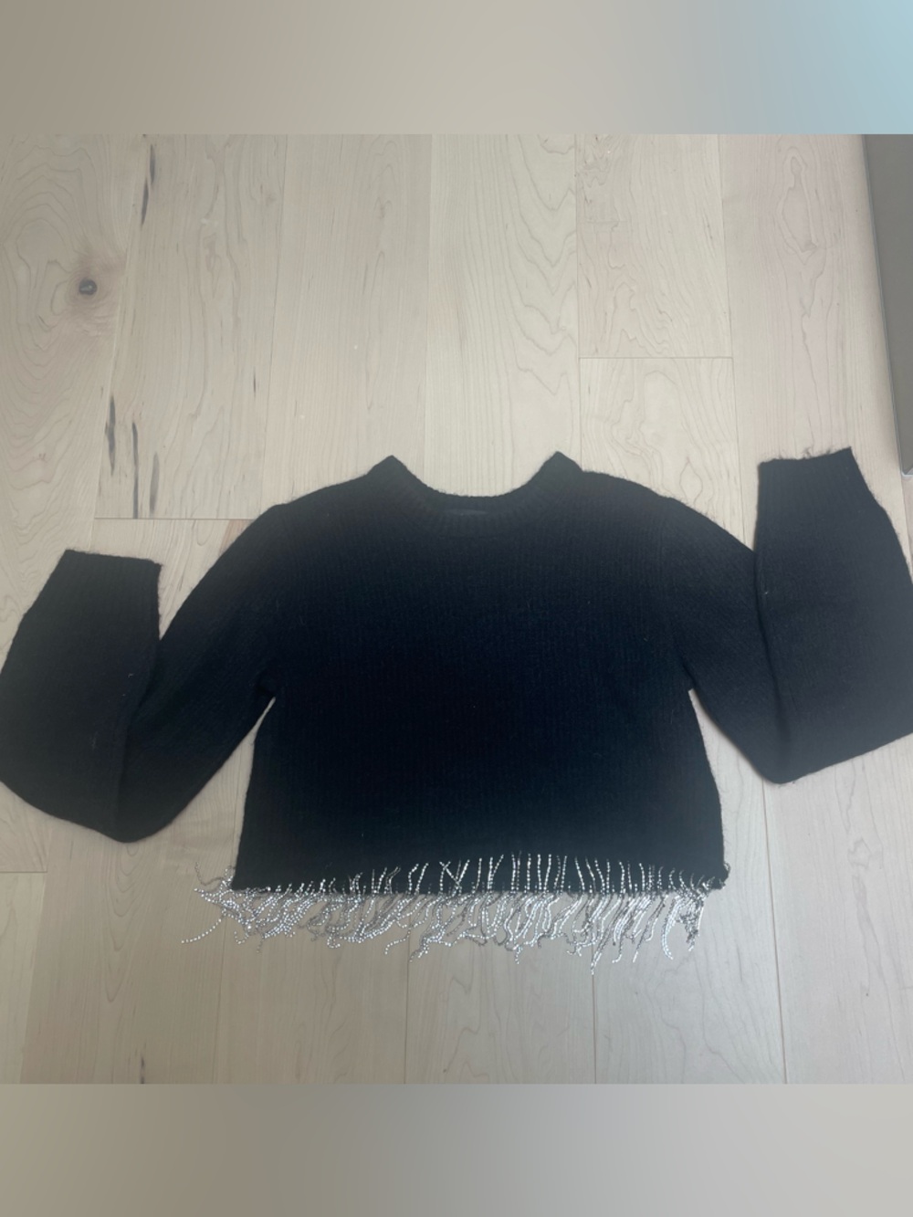 House of Harlow Crop Sweater Fringe Hem